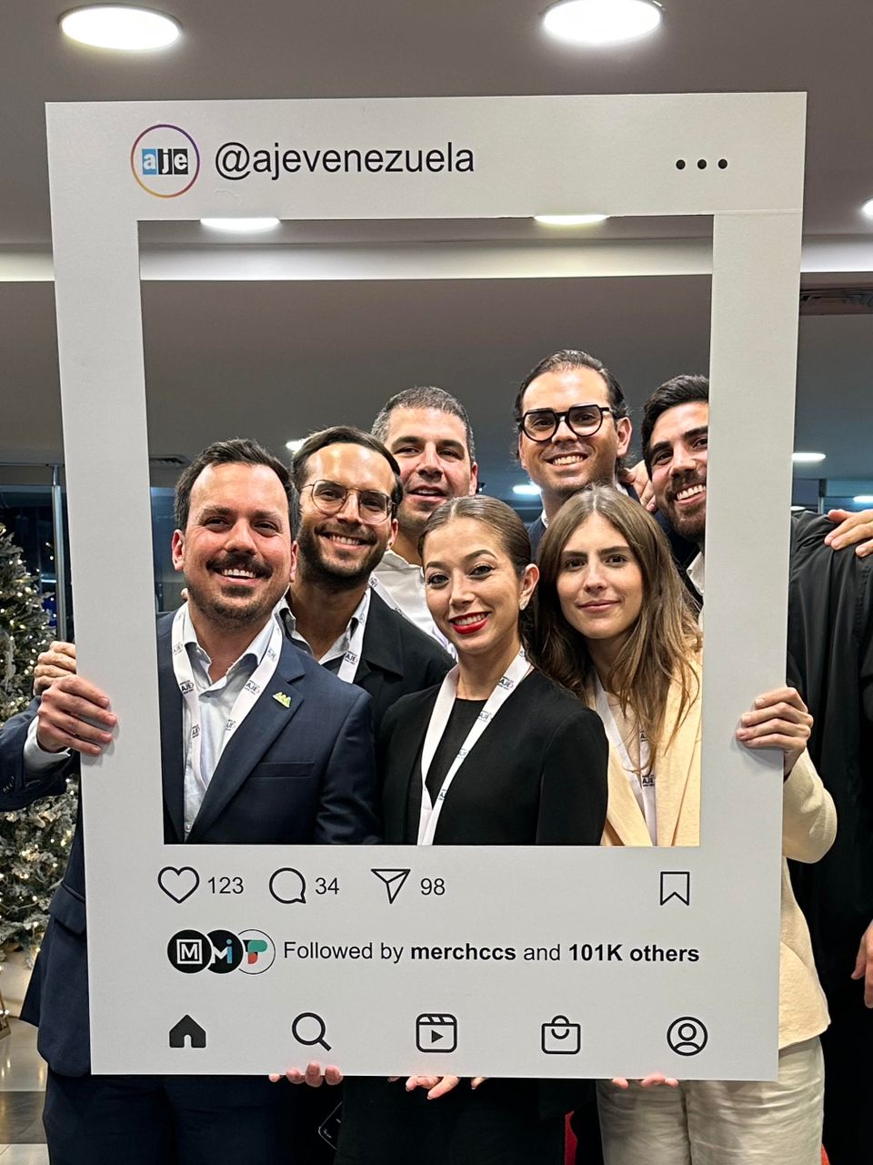 Equipo de la plancha Impulsa AJE